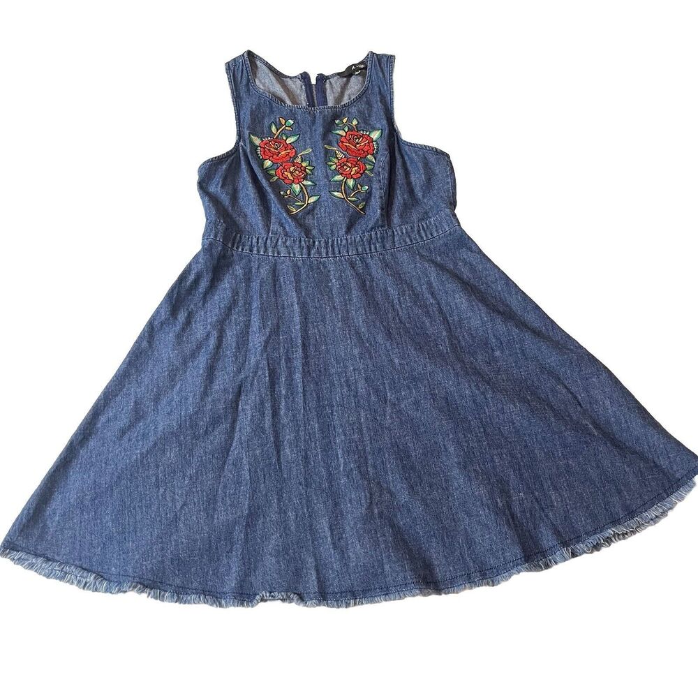 A Calin Blue Denim Dress  Red Rose embroidered Cowgirl Western Sleeveless